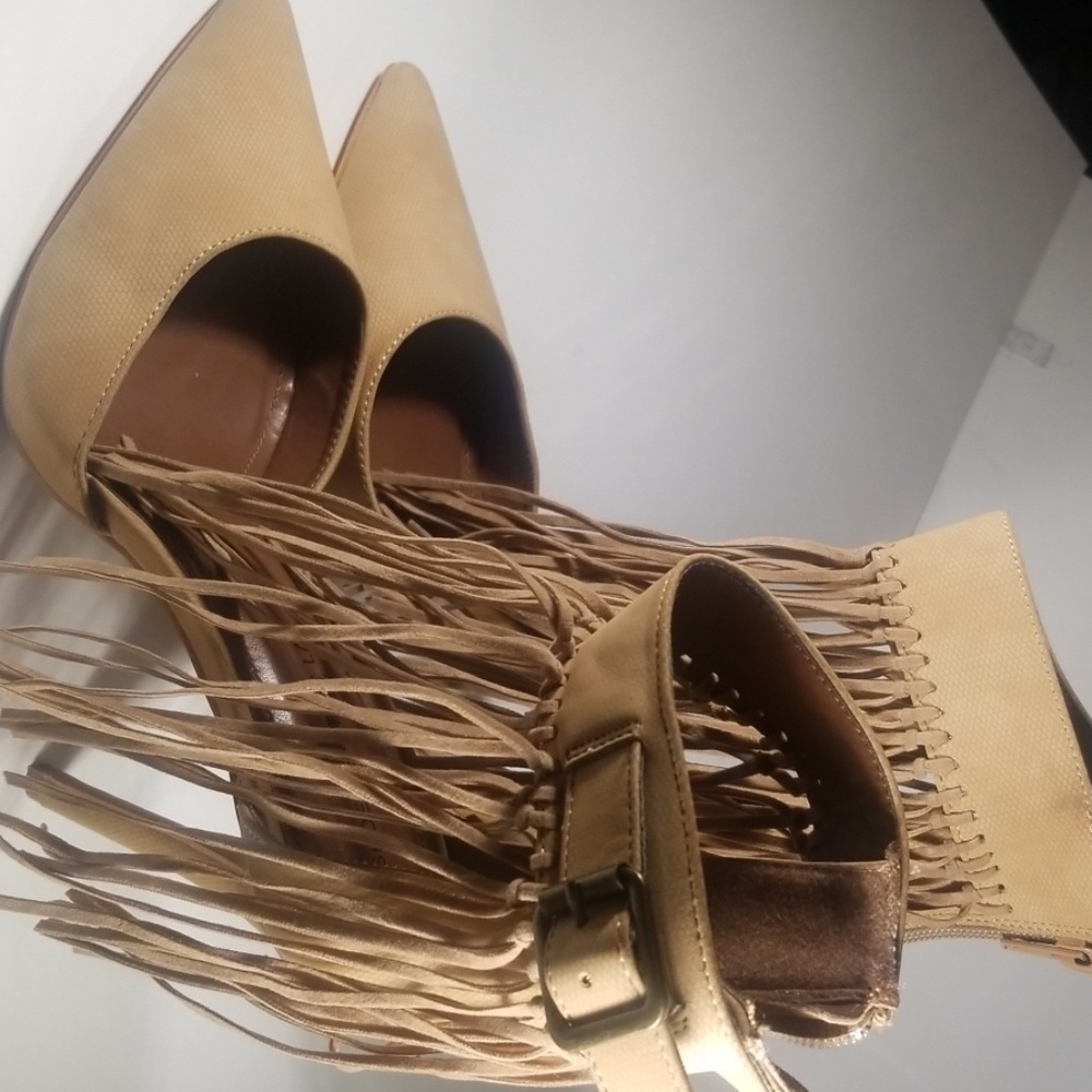 Tan Heels